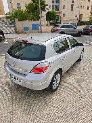 Opel Astra 2007