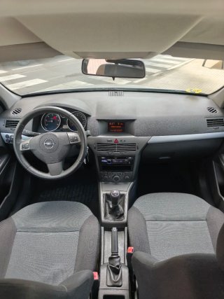 Opel Astra 2007