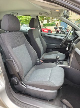 Opel Astra 2007