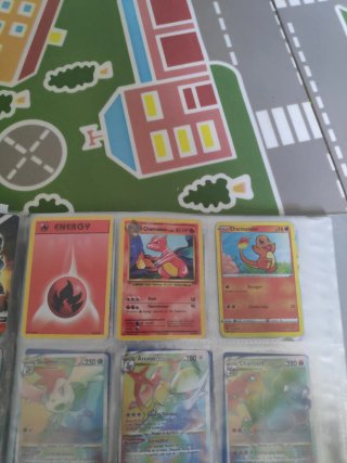 Pack Cartas Pokémon: Charmander, Charmeleon, Energ