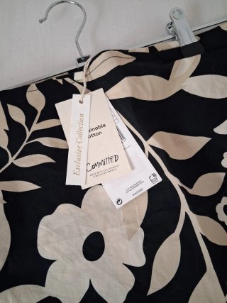 Falda Mango Talla XL Estampada Flores