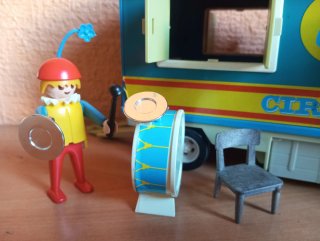 632. Playmobil vagón circo payasos 3477