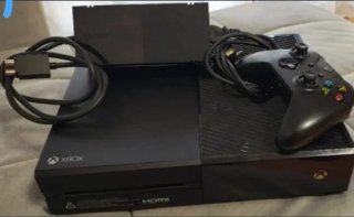 Xbox One Negra 1t