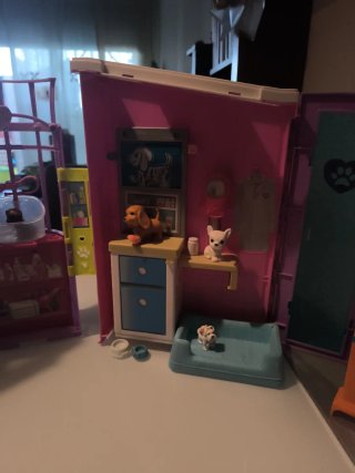 Casa veterinario Barbie