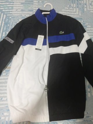 Chaqueta deportiva Lacoste con pantalón incluido