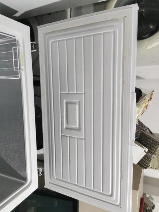 Congelador vertical Hisense