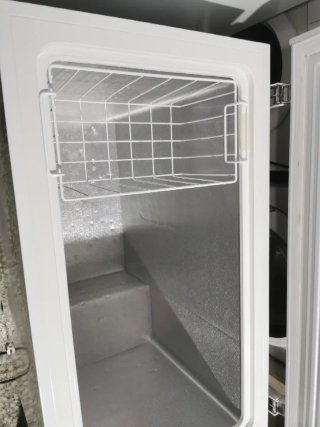 Congelador vertical Hisense