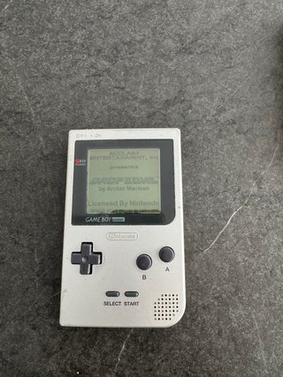 Consola Game Boy + Pokémon Edición Roja + Dropzone