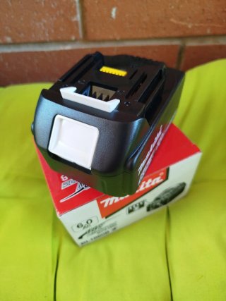 Batería Makita BL1860B 18V 6.0Ah