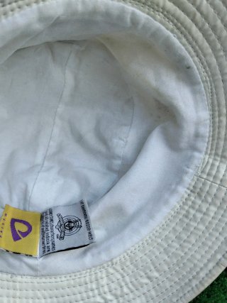 Gorro Looney Tunes Niño Blanco y Amarillo