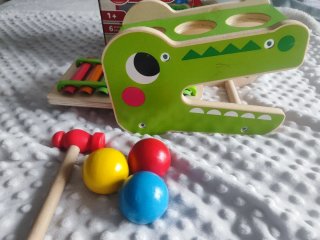 Juguete musical cocodrilo madera