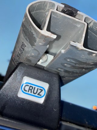 Barras de techo CRUZ Airo R
