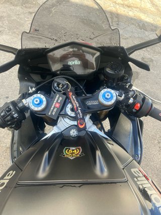 Aprilia RSV4