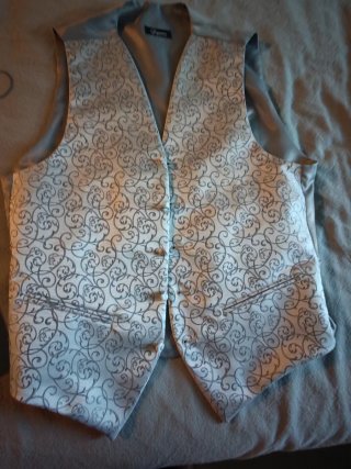 Gilet sposo taglia 50 + cravattone