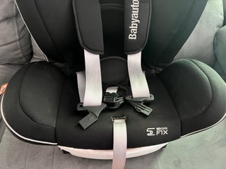 Silla coche Noe fix 0123.  0-36 kg.