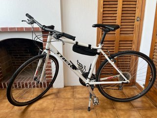 Bicicleta Trek FX 2 Híbrida Blanca