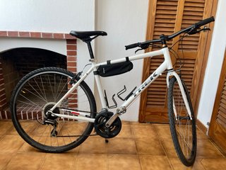Bicicleta Trek FX 2 Híbrida Blanca