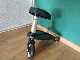 Patinete Bugaboo con asiento Twoo
