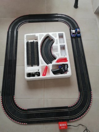 Scalextric Compact Extreme Raiders
