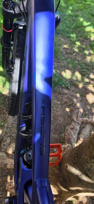 Bicicleta Trek Slash 8