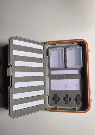 Caja para moscas de pesca