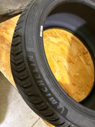 Neumáticos Michelin CrossClimate 3 225/40R18 92V