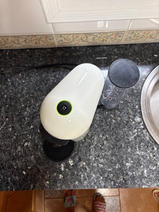 Cafetera Nespresso Vertuo Plus Blanca