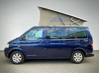 furgoneta camper Volkswagen California beach