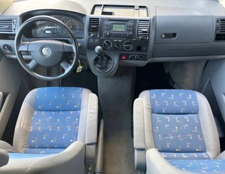 furgoneta camper Volkswagen California beach