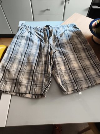 Lote 3 pantalones cortos/bermudas