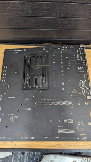 Placa Base ASRock 90-MXBLA0-A0UAYZ AMD AM5 AMD AMD B650