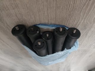6 Patas de cama negras