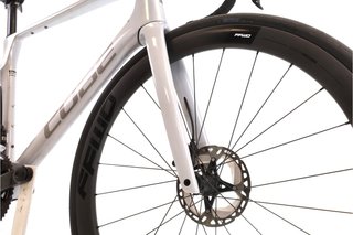 Bicicleta Cube Agree ON1 C:62 Di2 12V t.56 Reacondicionada