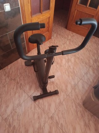 Bicicleta Estática Gimnasio