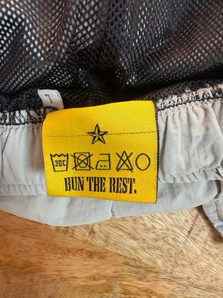 Pantalones Corteiz Grises con Cinturón