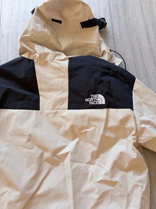 Chaqueta The North Face Impermeable NUEVA