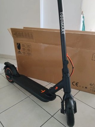 Patinete Eléctrico nuevo en su caja