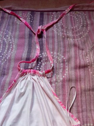 Vestido halter estampado rosa y blanco