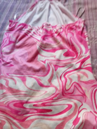 Vestido halter estampado rosa y blanco