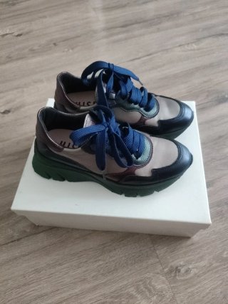 Zapatos Hispanitas Beige y Azul