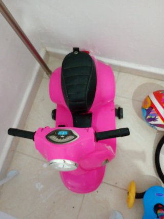 Moto Patinete Eléctrico Infantil Rosa