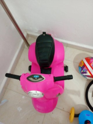 Moto Patinete Eléctrico Infantil Rosa