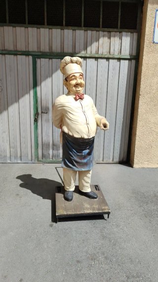 Muñeco de bar