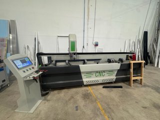 Centro de Mecanizado CNC E