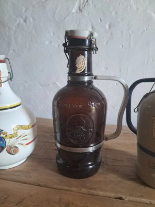 Lotto di 3 bottiglie di birra 2 l in ceramica e cristallo