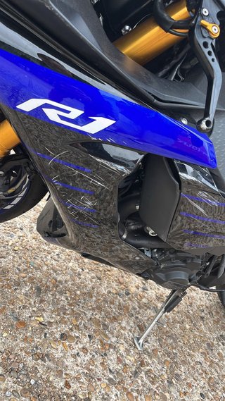 Yamaha R1 2016 Matrícula Inglés
