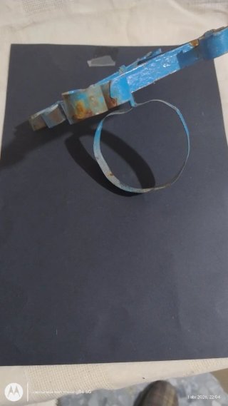 Maceteros de forja azul
