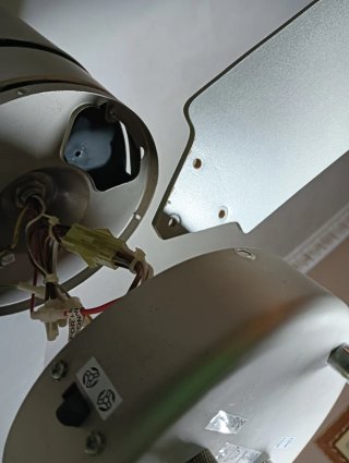 2 Ventiladores de Techo Plateados