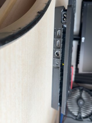 PS4 Slim 1TB + Caja Original y FIFA 19