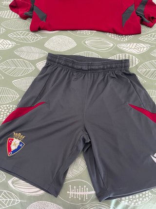 Ropa deportiva Osasuna paseo y entrenamiento